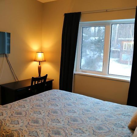 Downtown Whitehorse Deluxe 2 Bedroom Condo Exterior foto